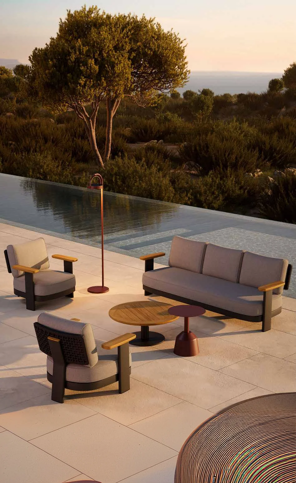 Loungers & Daybeds