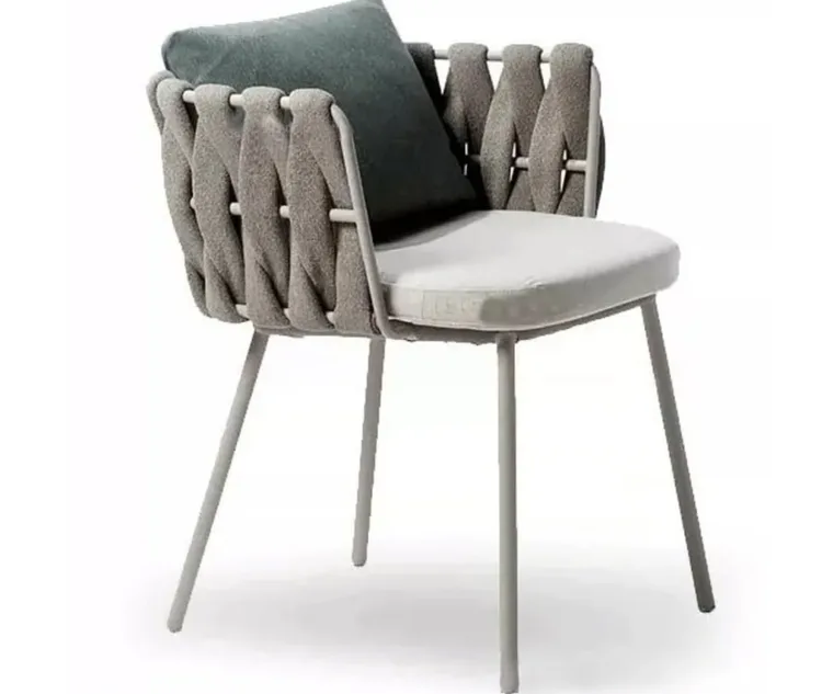Outdoor Dining Set — Gray 03, front three-quarter product view