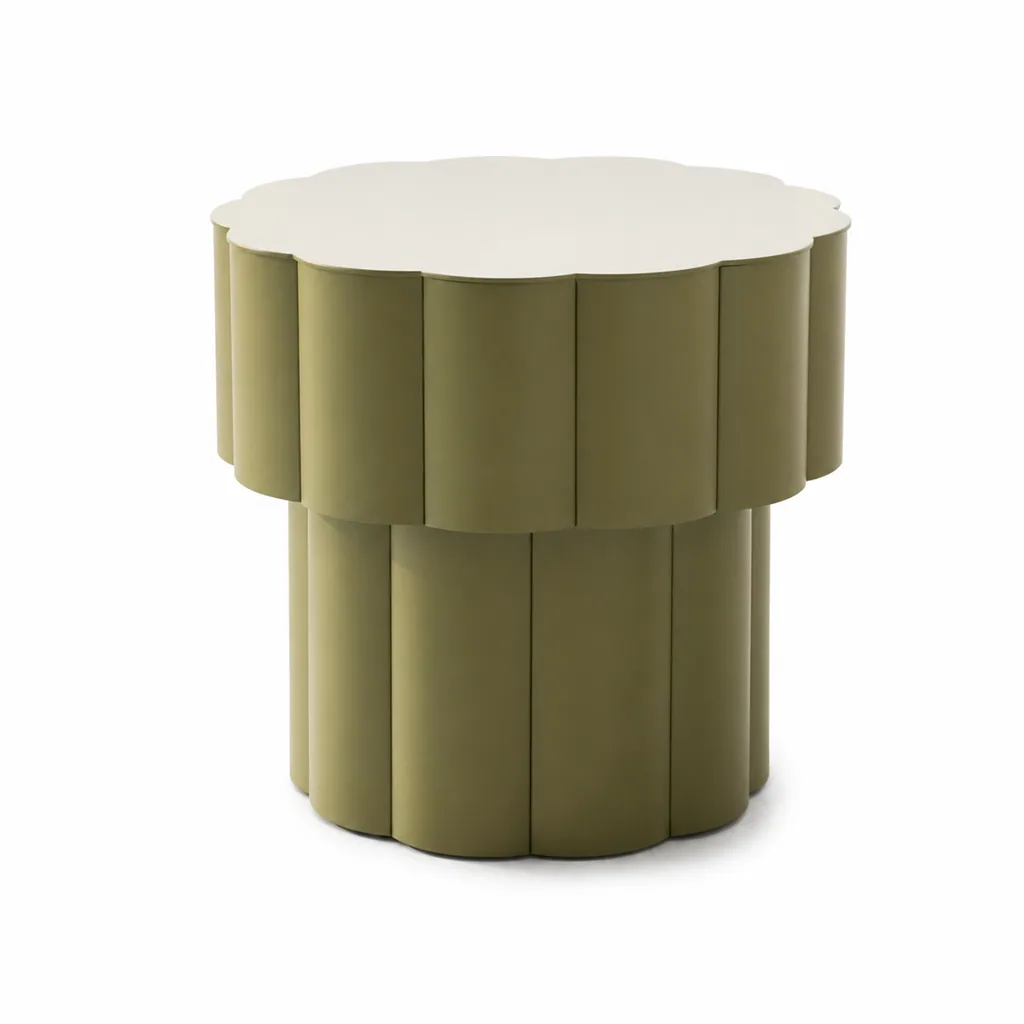 Outdoor Coffee Table — Green 01, front three-quarter product view