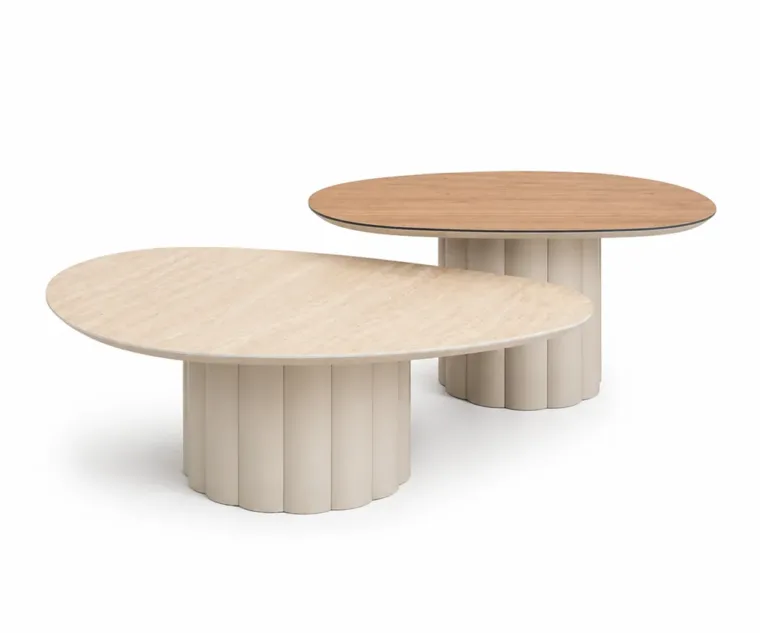 Outdoor Coffee Table — Beige 01, front three-quarter product view