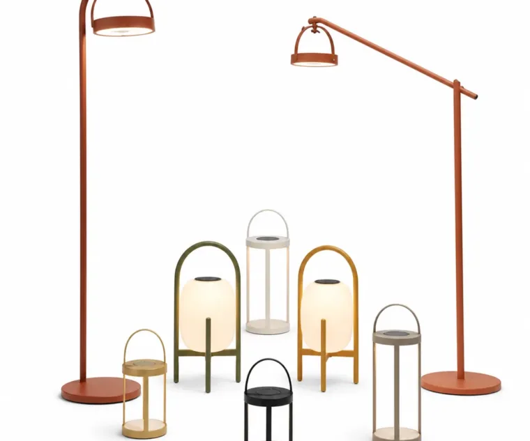 Outdoor Portable Lamp — Beige 01, front three-quarter product view