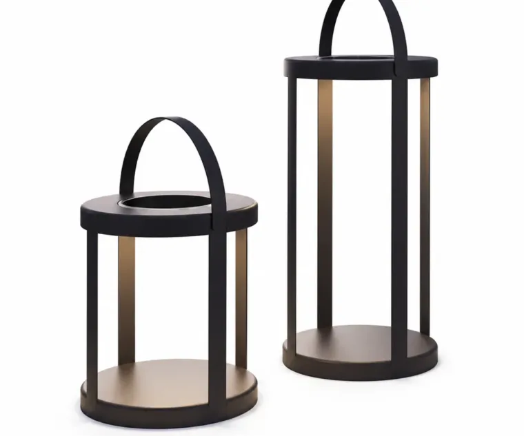 Outdoor Portable Lamp — Black 02, front three-quarter product view