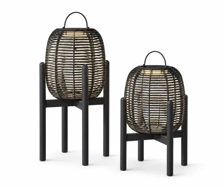 Outdoor Portable Lamp — Black 04, front three-quarter product view
